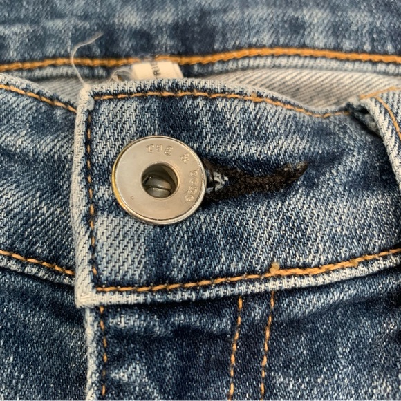 rag & bone Dre Low-Rise Ankle Slim Boyfriend Jeans - Picture 9 of 10